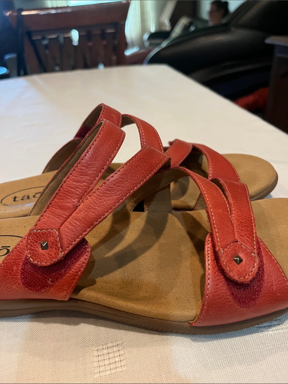 Taos Footwear Double U Red Leather Slide Sandals size 10 women’s - Picture 4 of 8